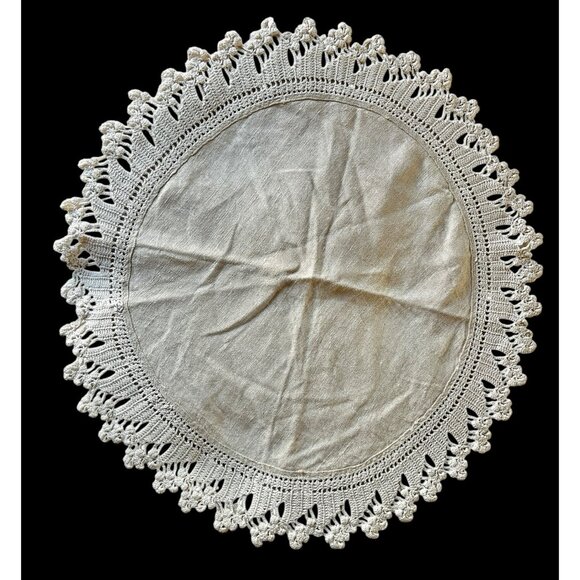 Linen & Crochet Doily Centerpiece 18.5" Diameter Vintage Handmade Wedding Event - Picture 9 of 16